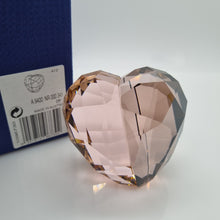 Lade das Bild in den Galerie-Viewer, SWAROVSKI Herz Groß Kakadu Red 1096730