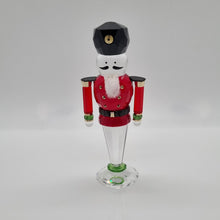 Lade das Bild in den Galerie-Viewer, SWAROVSKI Holiday Cheers Nussknacker 5626017