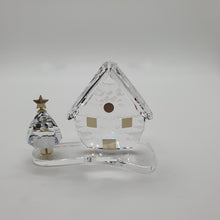 Lade das Bild in den Galerie-Viewer, SWAROVSKI Holiday Magic Teelicht Winterdorf 5596818