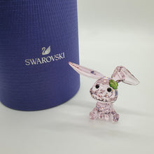 Lade das Bild in den Galerie-Viewer, SWAROVSKI Baby Animals Lucky das Kaninchen 5506811