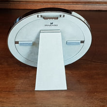 Lade das Bild in den Galerie-Viewer, SWAROVSKI Minera Bilderrahmen Rund 5408239