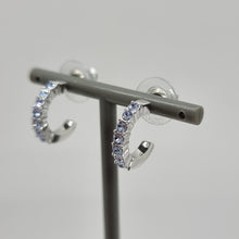 Lade das Bild in den Galerie-Viewer, SWAROVSKI Mini Hoop Kreolen Ohrringe Blau, Rhodiniert 5073036