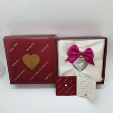 Lade das Bild in den Galerie-Viewer, SWAROVSKI Herz Muttertagsherz Crystal Coulors