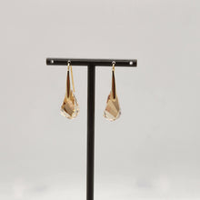 Lade das Bild in den Galerie-Viewer, SWAROVSKI Energic Drop-Ohrhänger Braun, Goldlegierungsschicht 5616263
