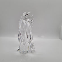 Lade das Bild in den Galerie-Viewer, SWAROVSKI Symbole Pinguin Mutter 627067