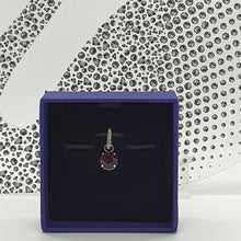 Lade das Bild in den Galerie-Viewer, SWAROVSKI Remix Charm Anhänger Violett 5437323