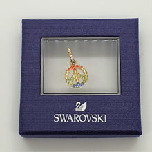 Lade das Bild in den Galerie-Viewer, SWAROVSKI Remix Collection Charm Peace Anhänger 5526998