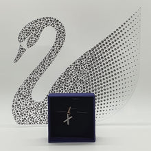 Lade das Bild in den Galerie-Viewer, Swarovski Buchstaben A - Z Remix Collection