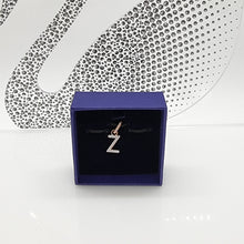 Lade das Bild in den Galerie-Viewer, Swarovski Buchstaben A - Z Remix Collection