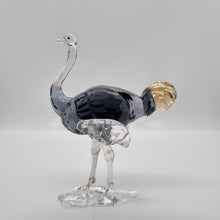 Lade das Bild in den Galerie-Viewer, SWAROVSKI SCS Jahresfigur 2023 Strauß Makena 5636302