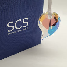 Lade das Bild in den Galerie-Viewer, SWAROVSKI SCS Jahresfigur 2015 Arya Pfauen Feder Event Ornament 5068812