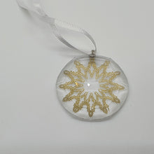 Lade das Bild in den Galerie-Viewer, SWAROVSKI SCS Weihnachtsstern Winter Sparkle Ornament Sonderausgabe 5465967