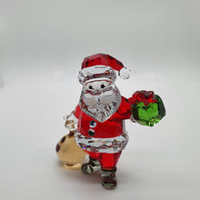 Lade das Bild in den Galerie-Viewer, SWAROVSKI Weihnachtsmann mit Geschenkesack 5539365