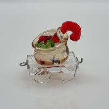 Lade das Bild in den Galerie-Viewer, SWAROVSKI Santa´s Geschenk Waggon 5464864
