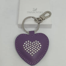 Lade das Bild in den Galerie-Viewer, SWAROVSKI Schlüsselanhänger Herz Lila 5160748