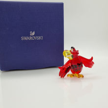 Lade das Bild in den Galerie-Viewer, SWAROVSKI DISNEY Aladdin Papagei Jago 5617346