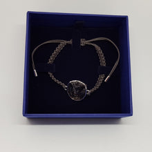 Lade das Bild in den Galerie-Viewer, SWAROVSKI by Fiona Armband Löwe Anhänger 5352871