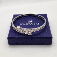 Lade das Bild in den Galerie-Viewer, SWAROVSKI Twisty Armreif Armband Größe M, Rhodiniert 5528443
