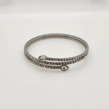 Lade das Bild in den Galerie-Viewer, SWAROVSKI Twisty Armreif Armband Größe M, Rhodiniert 5528443