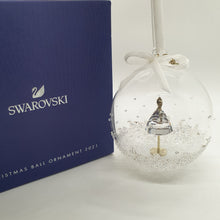 Lade das Bild in den Galerie-Viewer, SWAROVSKI Weihnachtskugel 2021 Groß Weihnachtsbaum 5596399