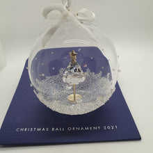 Lade das Bild in den Galerie-Viewer, SWAROVSKI Weihnachtskugel 2021 Groß Weihnachtsbaum 5596399