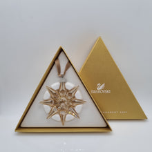 Lade das Bild in den Galerie-Viewer, SWAROVSKI Weihnachtsstern 2009 Groß Gold SCS 1026761