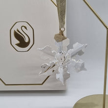 Lade das Bild in den Galerie-Viewer, SWAROVSKI Weihnachtsstern 2022 groß klar 5615387