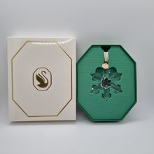 Lade das Bild in den Galerie-Viewer, SWAROVSKI Weihnachtsstern 2022 groß klar 5615387