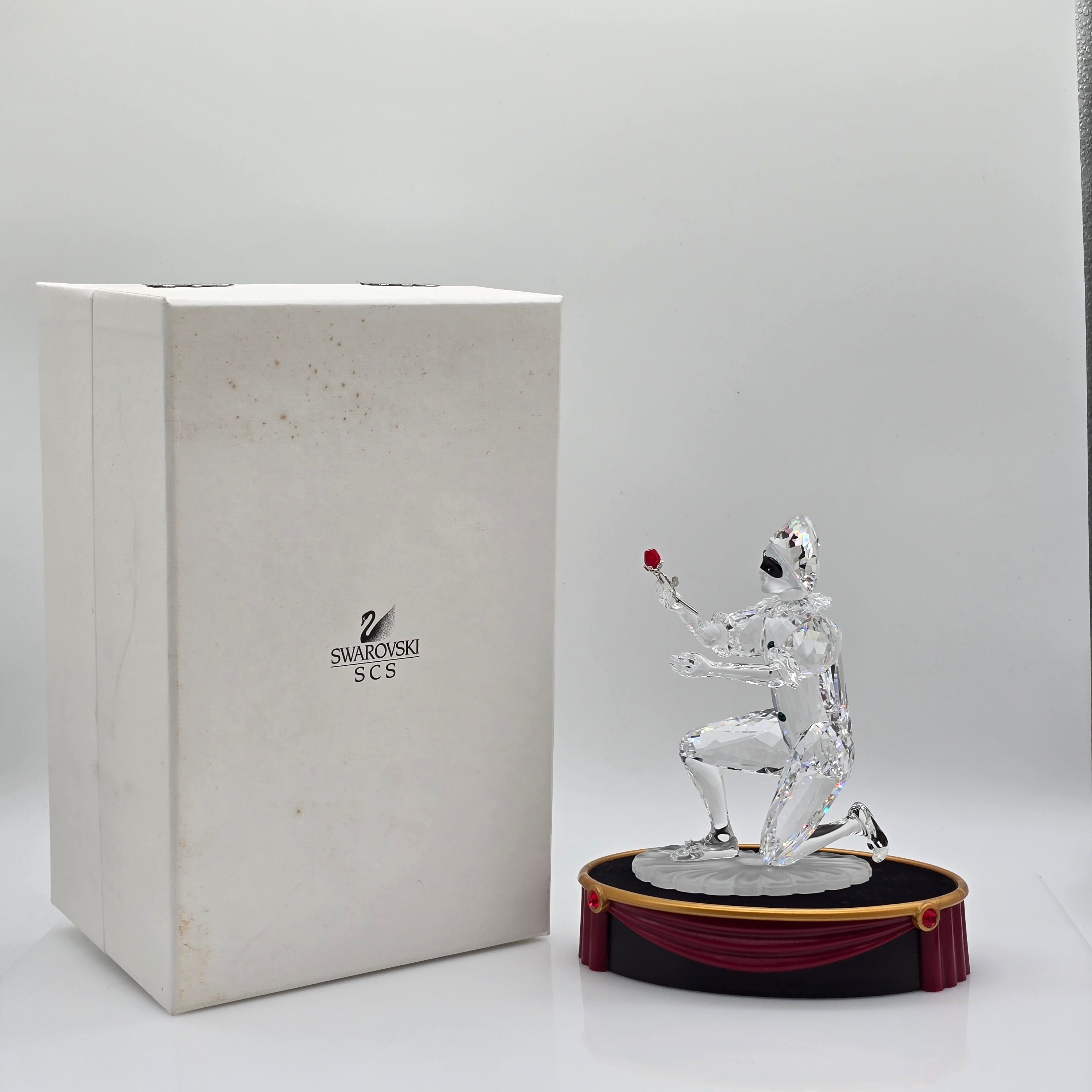SWAROVSKI SCS Jahresfigur 2001 Harlekin mit Namenschild und Gratis-Sockel 254044