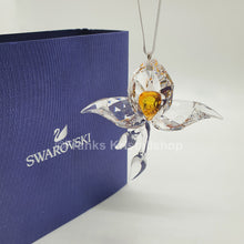 Lade das Bild in den Galerie-Viewer, SWAROVSKI SCS Afrikanische Orchidee Ornament 2018 5301554
