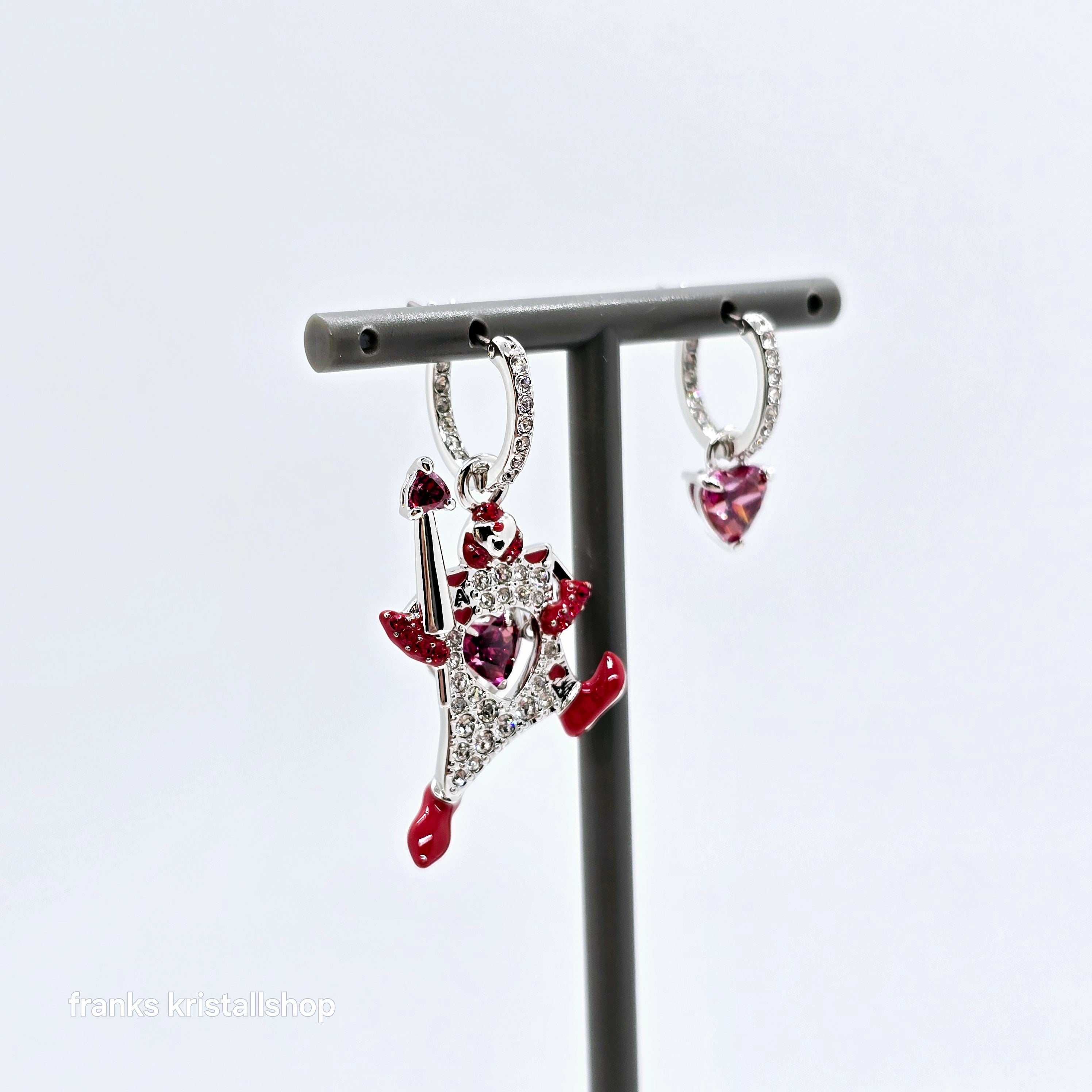 SWAROVSKI Alice in Wonderland Drop-Ohrhänger Spielkarte Rot, Rhodiniert 5682810