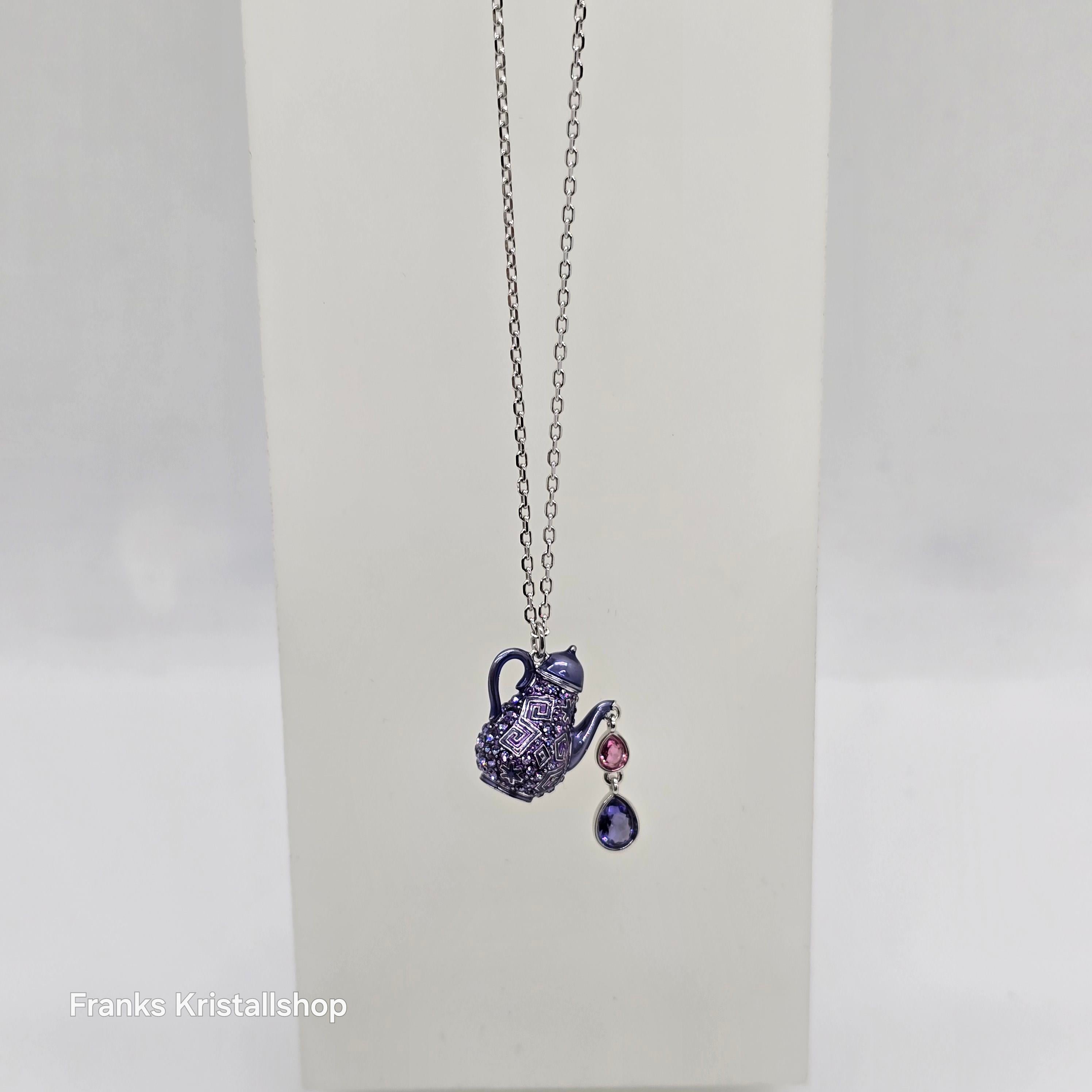 SWAROVSKI Alice in Wonderland Halskette Teekanne, Violett, Rhodiniert 5682807
