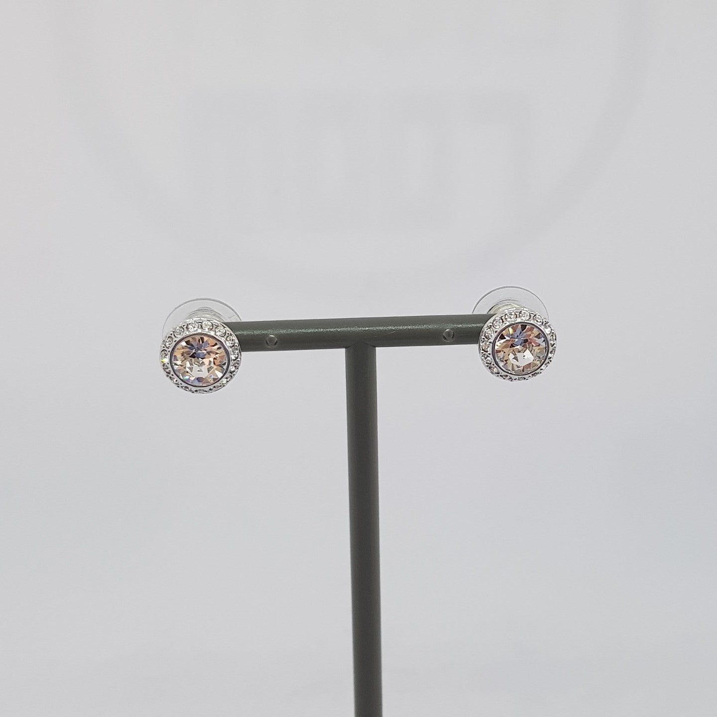 SWAROVSKI Angelic Ohrstecker Weiß, Rhodiniert 1081942