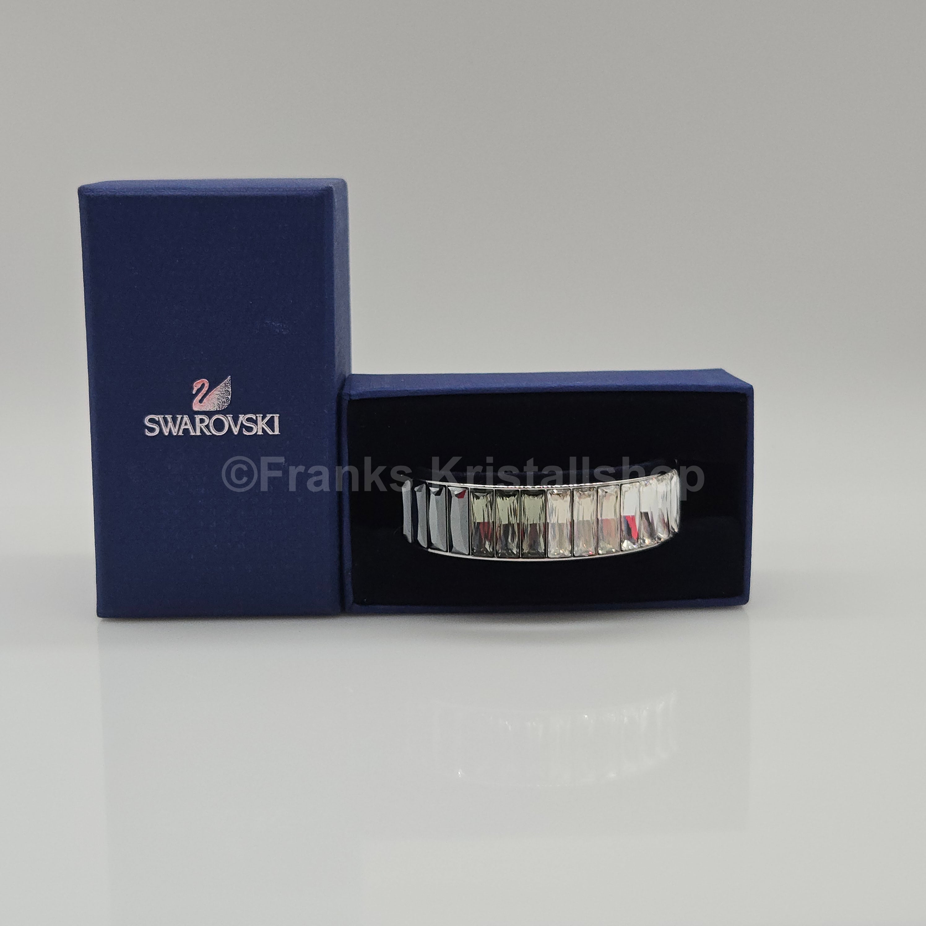 SWAROVSKI Armreif Baguette Größe M Weiß, Grau, Rhodiniert