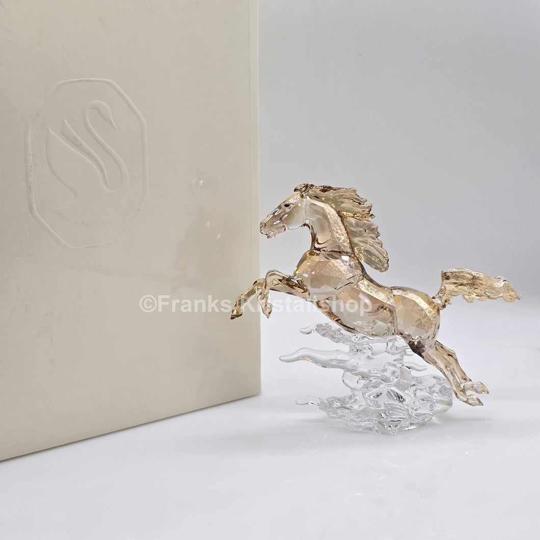 SWAROVSKI Asian Symbols Springendes Pferd 5701370