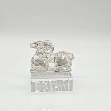 Lade das Bild in den Galerie-Viewer, SWAROVSKI Asian Symbols Zodiak Schaf 1046180
