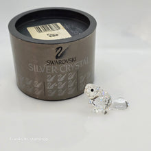 Lade das Bild in den Galerie-Viewer, SWAROVSKI Biber Baby Sitzend 164638
