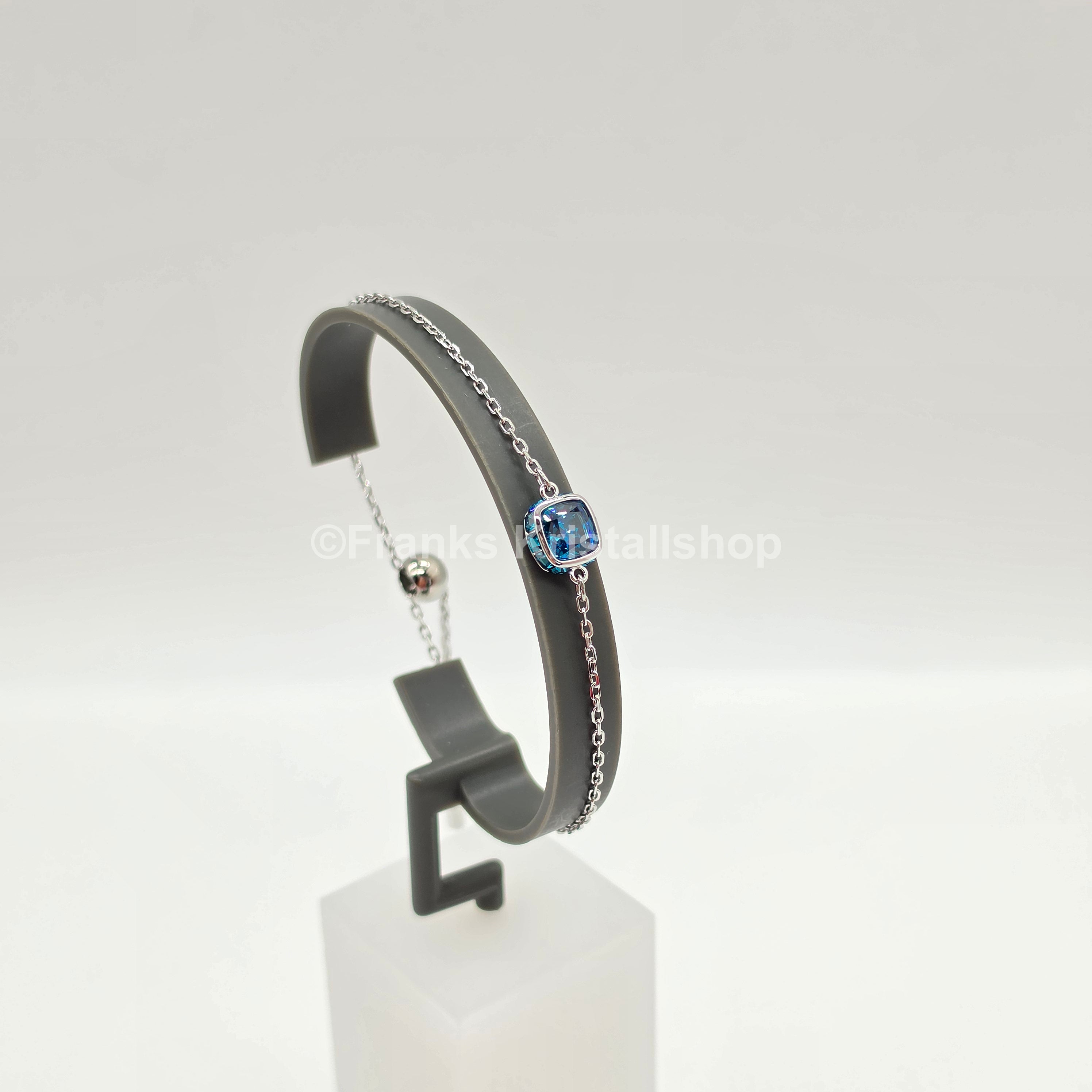 SWAROVSKI Birthstone Armband Dezember, Blau, Rhodiniert 5692880