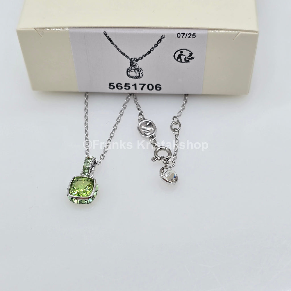 SWAROVSKI Birthstone Halskette Anhänger August Grün Rhodiniert 5651706