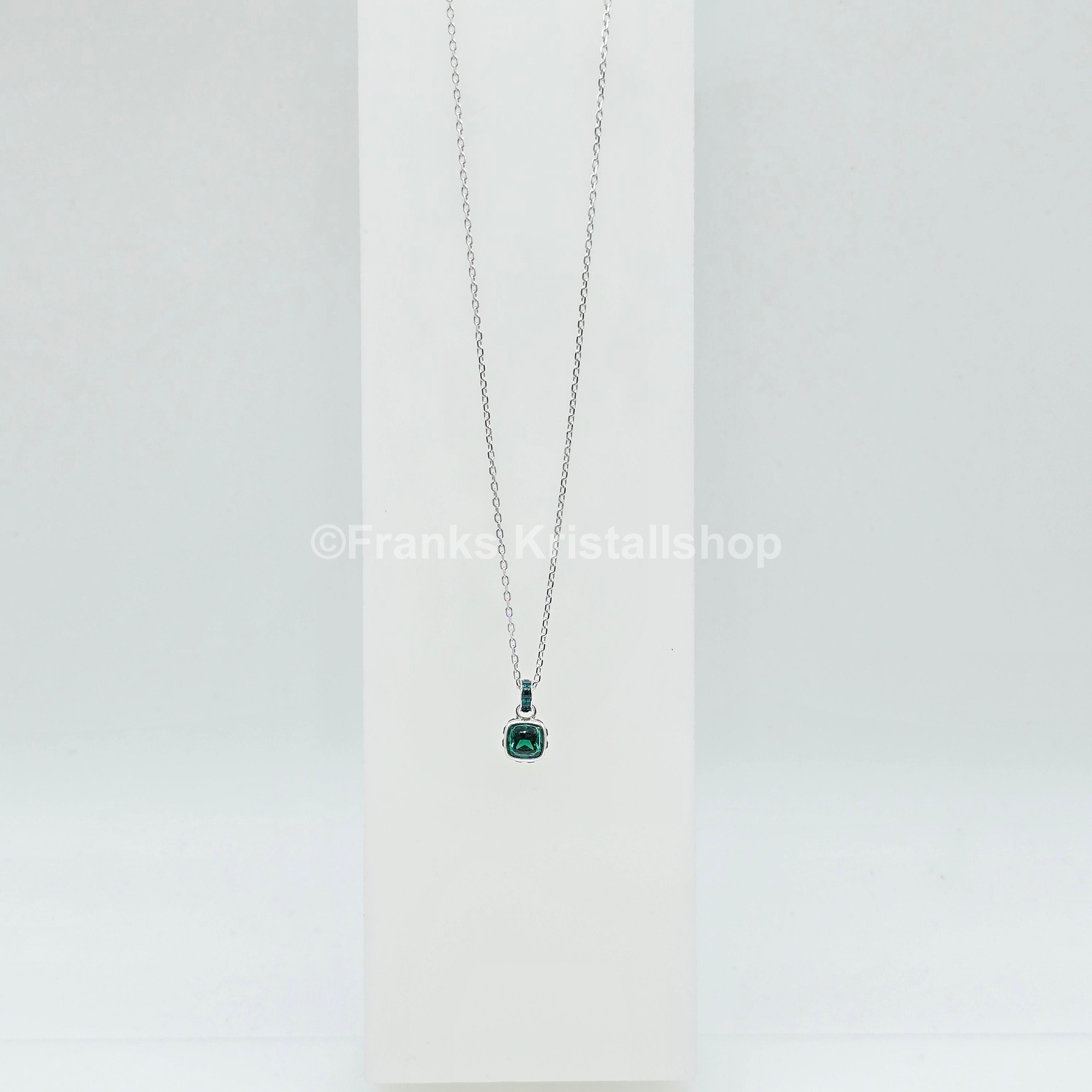 SWAROVSKI Birthstone Halskette Anhänger Mai, Grün, Rhodiniert 5651793