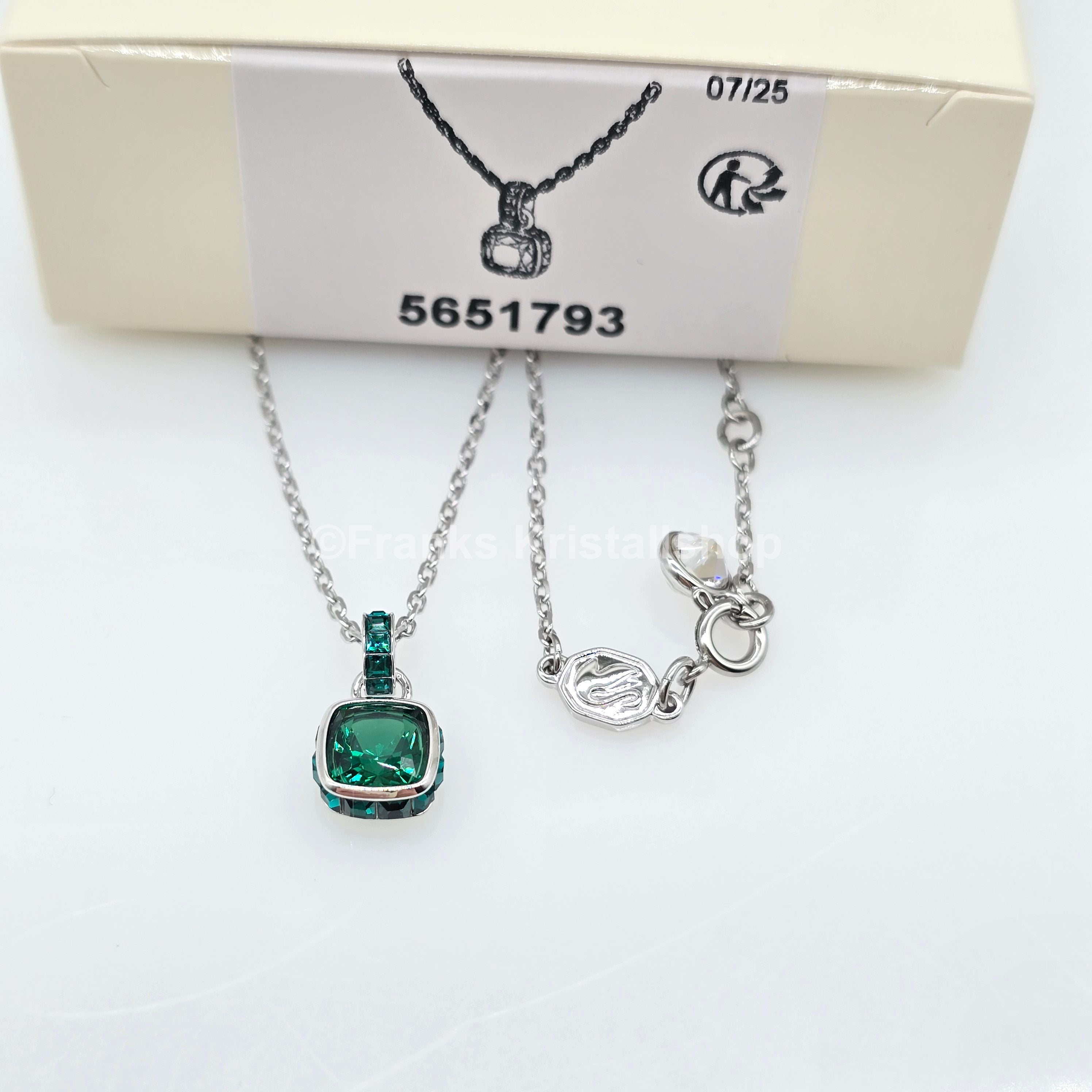 SWAROVSKI Birthstone Halskette Anhänger Mai, Grün, Rhodiniert 5651793