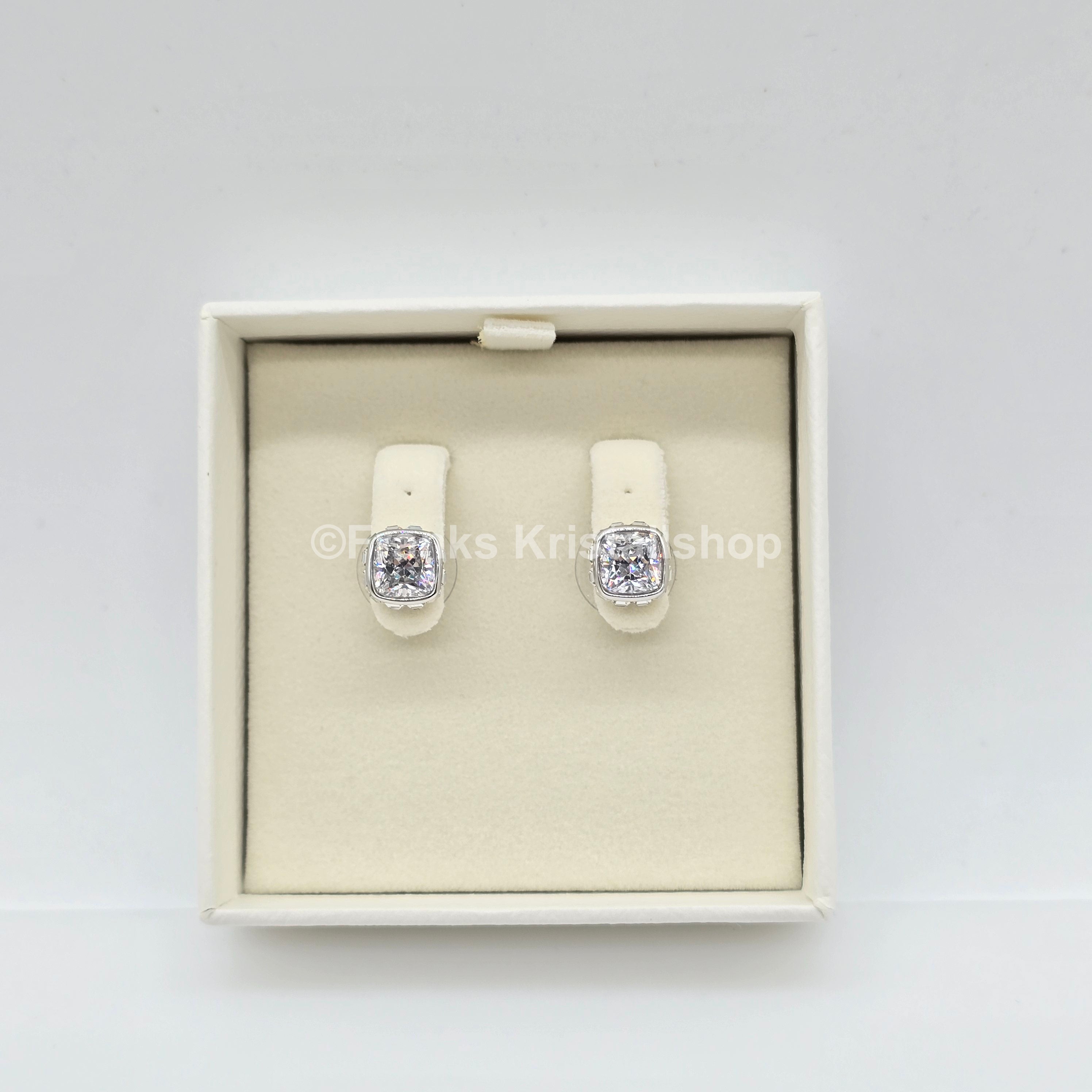 SWAROVSKI Birthstone Ohrstecker, April, Weiß, Rhodiniert 5661957