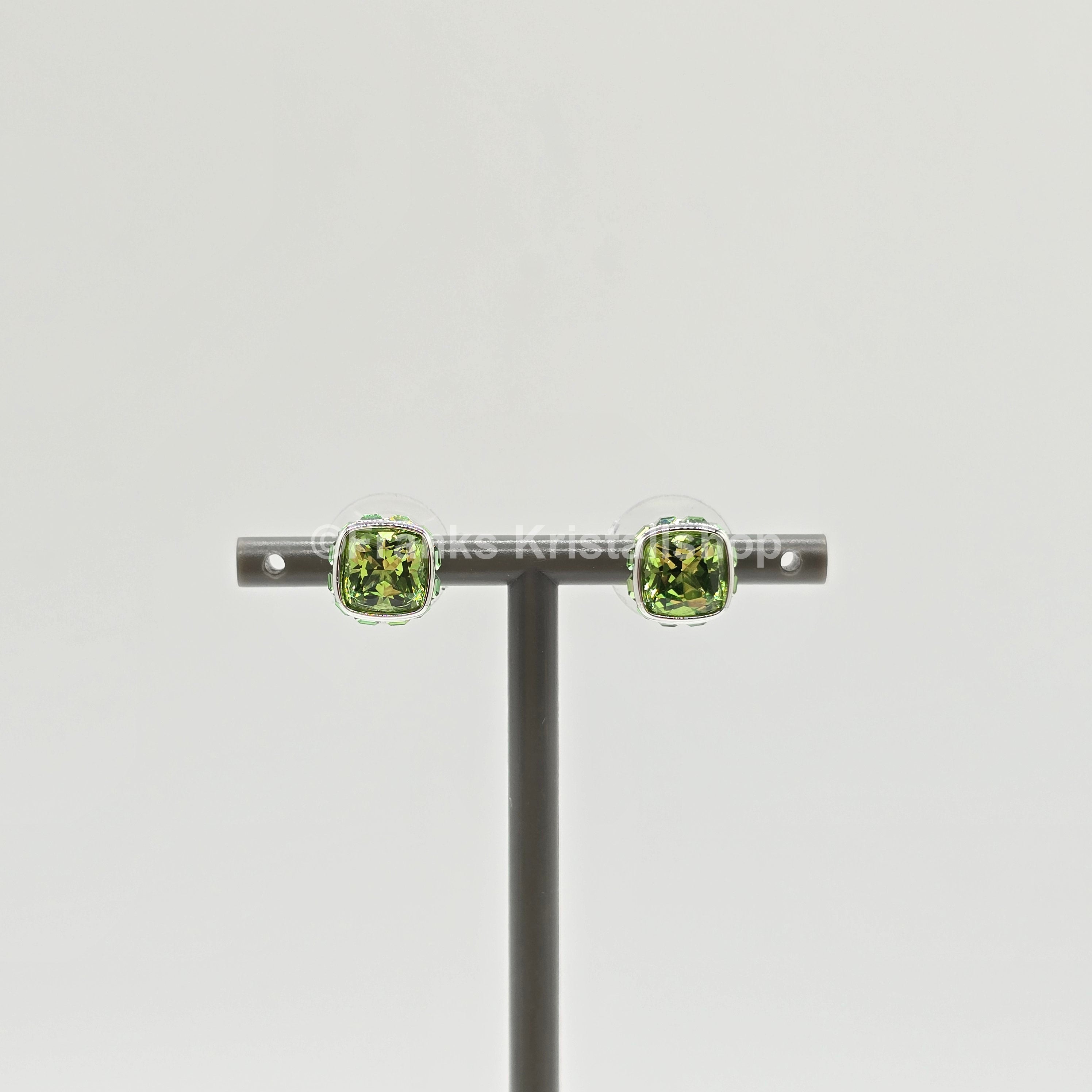 SWAROVSKI Birthstone Ohrstecker, August, Grün, Rhodiniert 5661958