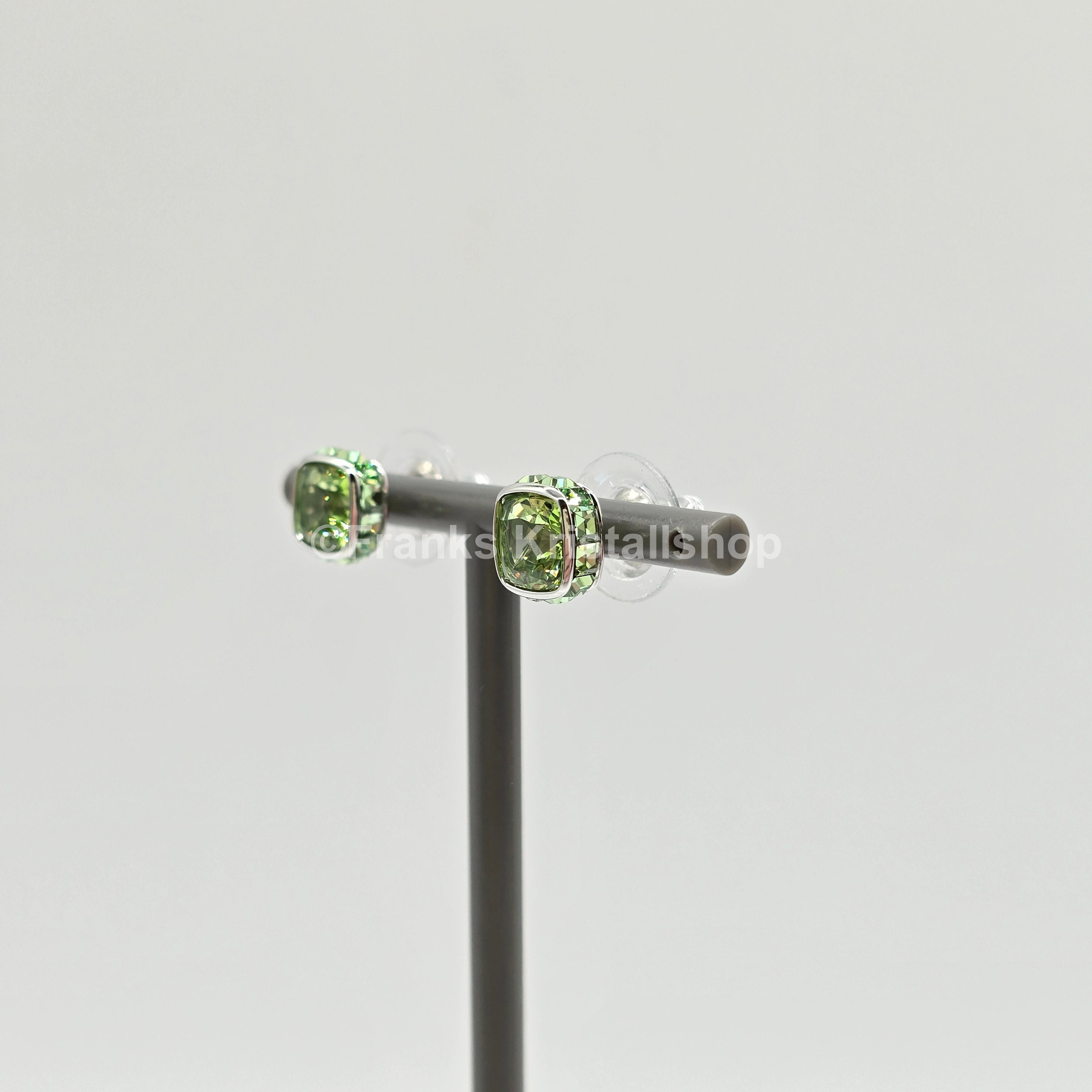 SWAROVSKI Birthstone Ohrstecker, August, Grün, Rhodiniert 5661958