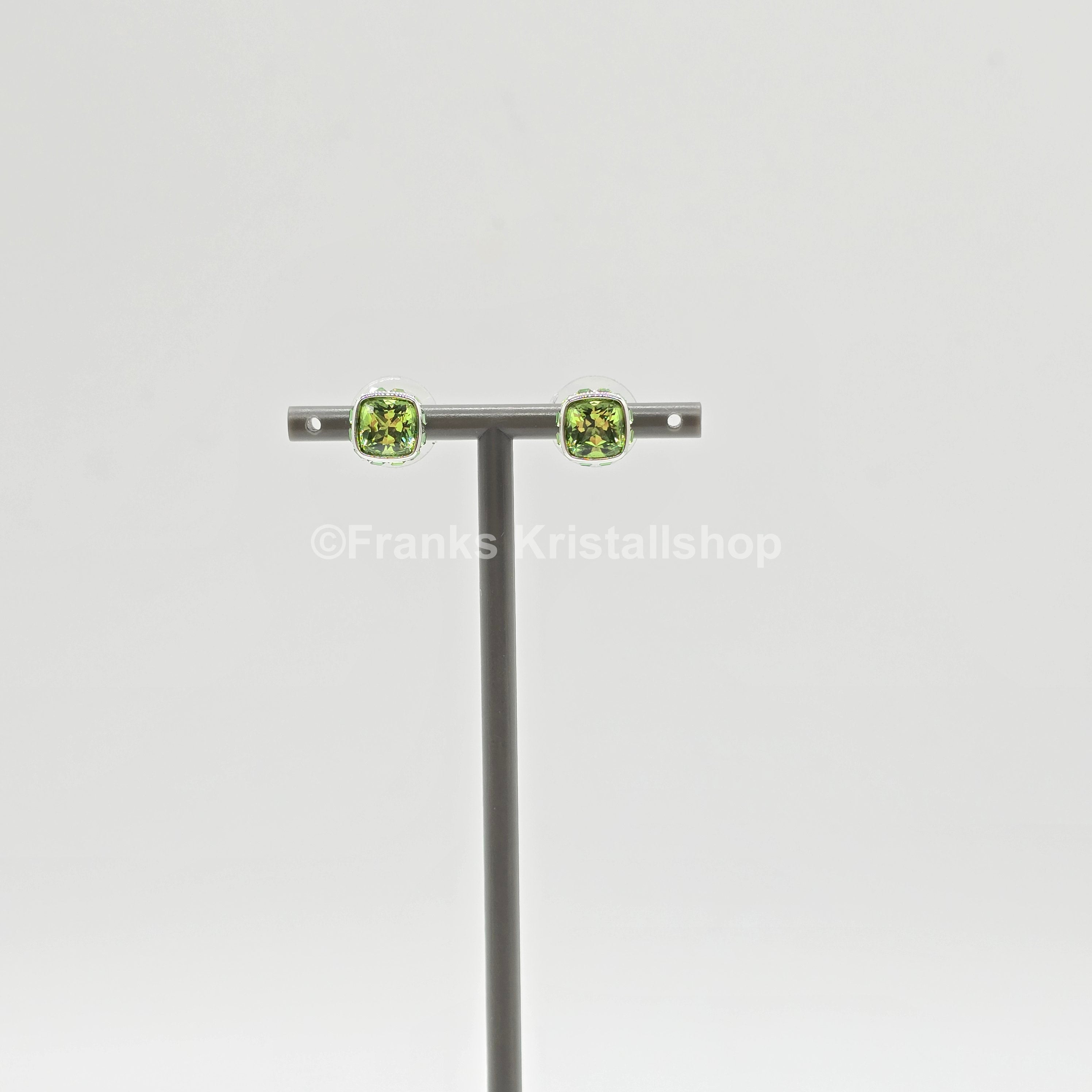 SWAROVSKI Birthstone Ohrstecker, August, Grün, Rhodiniert 5661958