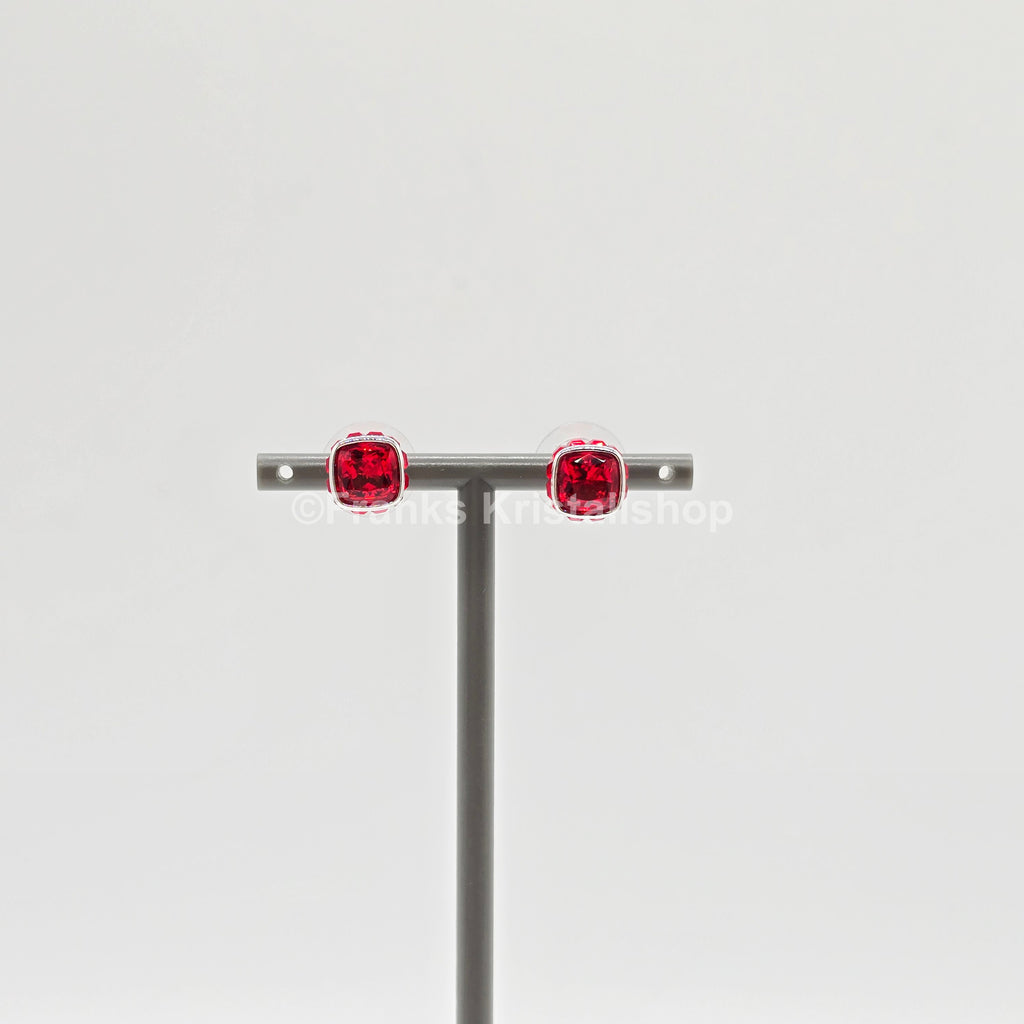 SWAROVSKI Birthstone Ohrstecker, Juli, Rot, Rhodiniert 5661959