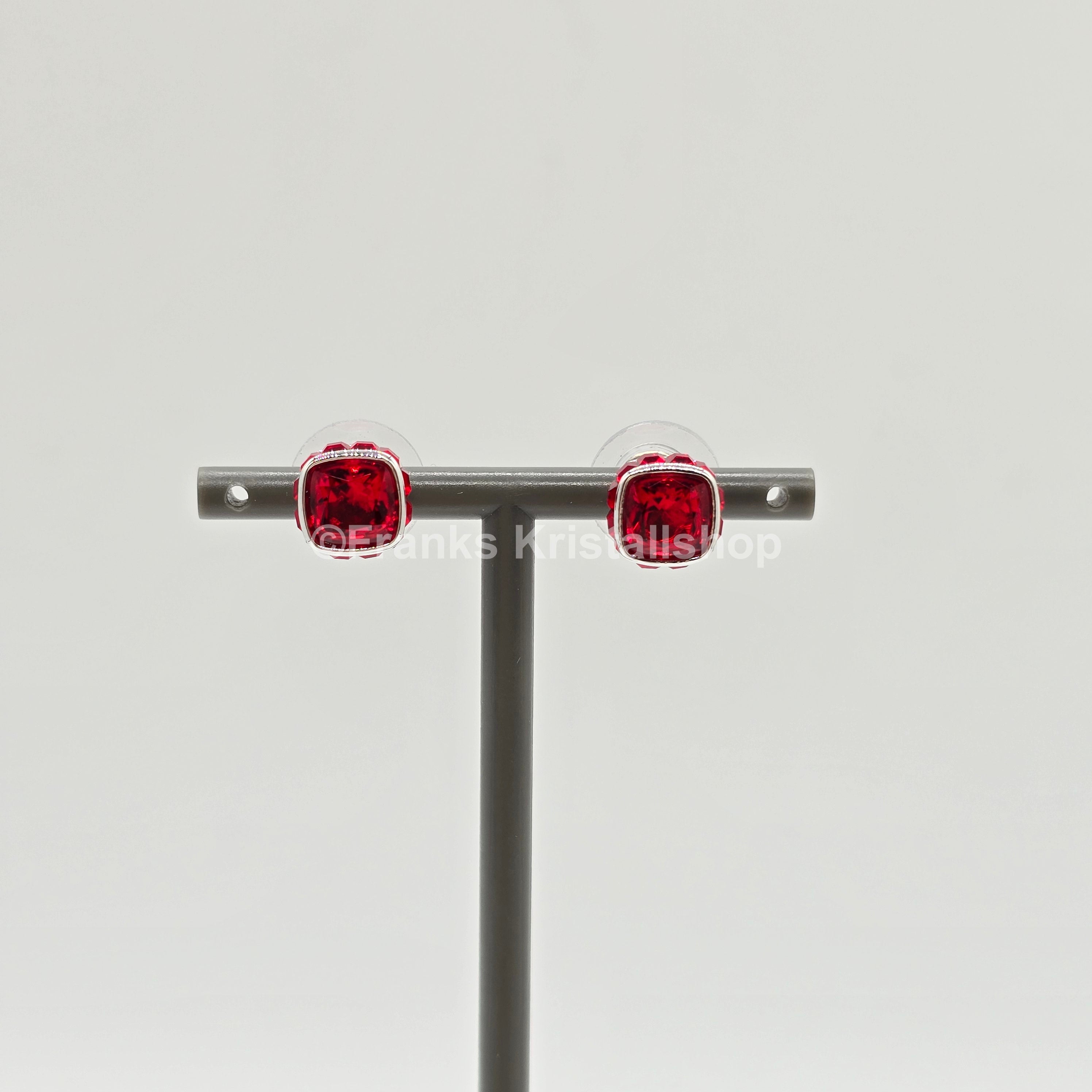 SWAROVSKI Birthstone Ohrstecker, Juli, Rot, Rhodiniert 5661959