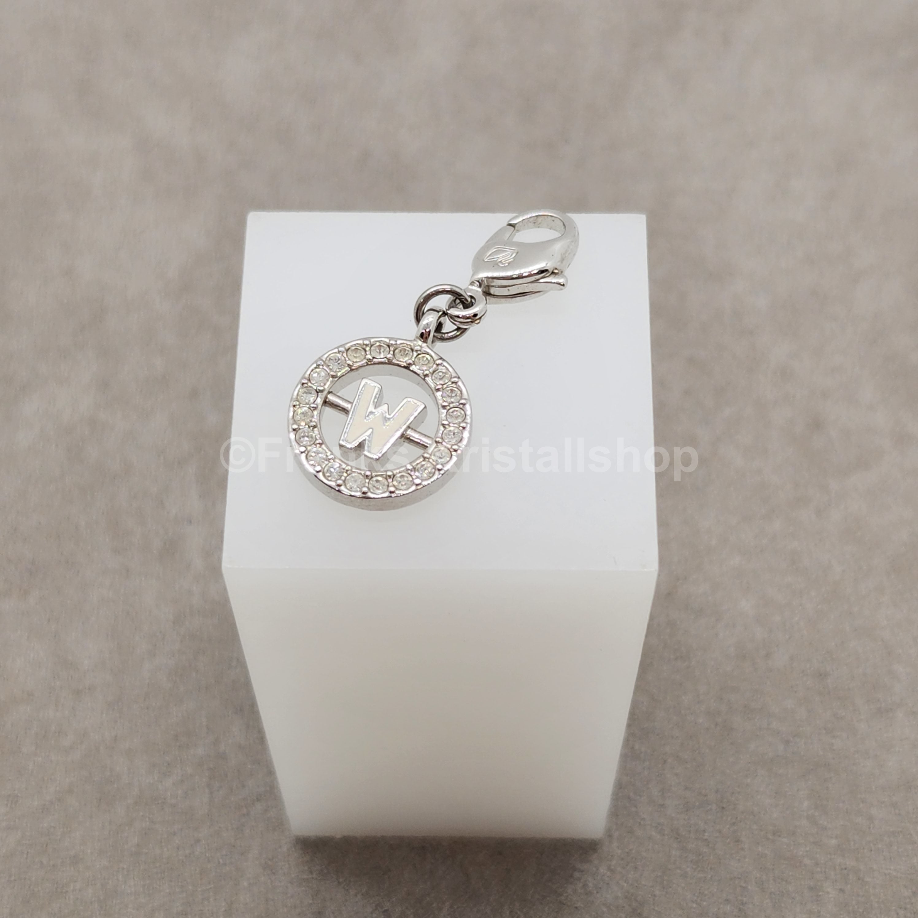 SWAROVSKI Charm Anhänger Buchstabe W, Weiß, Rhodiniert 1109999