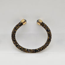 Lade das Bild in den Galerie-Viewer, SWAROVSKI Crystaldust Armreif Größe S Dark Gold 5372883
