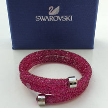 Lade das Bild in den Galerie-Viewer, SWAROVSKI Crystaldust Doppel Armreif Größe M Fuchsia 5292449 oU
